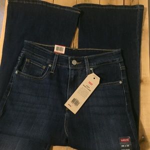 NWT Levi’s Denim High Rise Flare Jeans